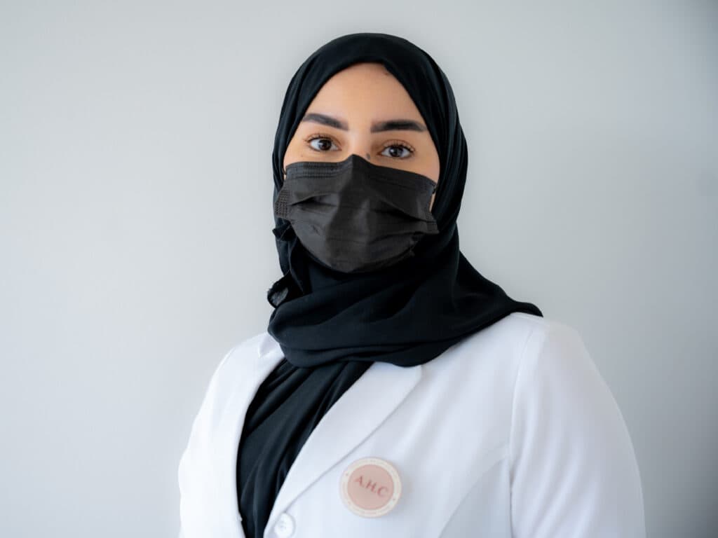 الأخصائية مشاعل العنزي